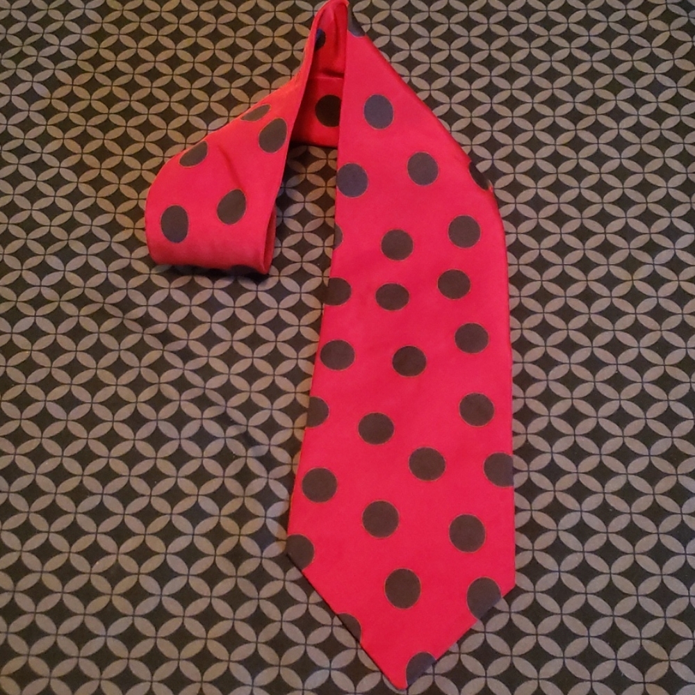 Perry Ellis Portfolio red and navy blue tie